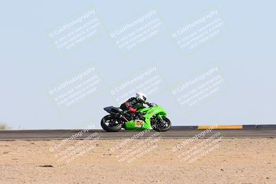 media/Nov-17-2024-CVMA (Sun) [[1fec520723]]/Race 11-Amateur Supersport Open/